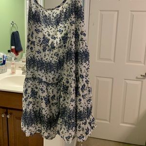 Beautiful loose floral sun dress !! 🌼🌞🌺